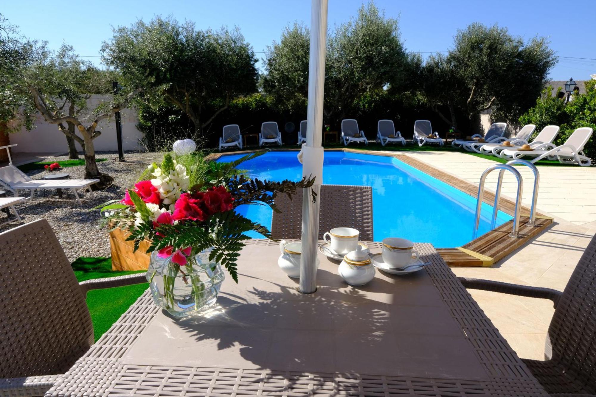 Tenuta Con Due Abitazioni Indipendenti Martina Franca Exterior foto